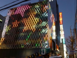강남 신사 리거성형외과 미디어 퍄샤드설치